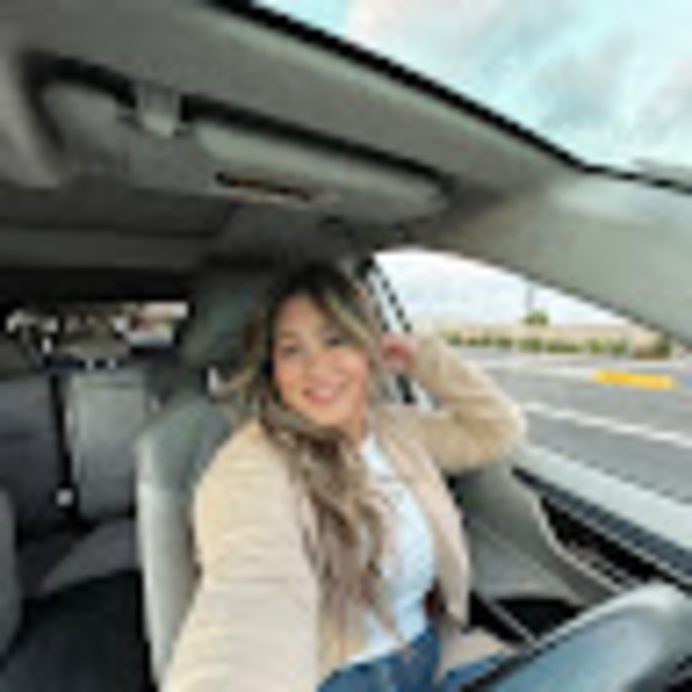 Meet your Posher, Maddie